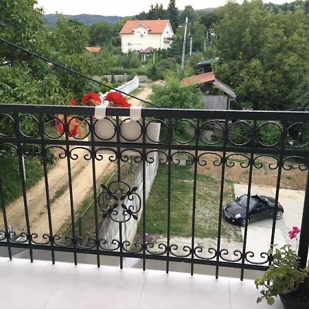 Apartment Vistanova Vrdnik Bagian luar foto