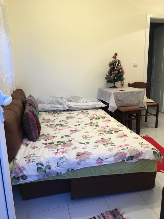 Apartment Vistanova Vrdnik Ruang foto