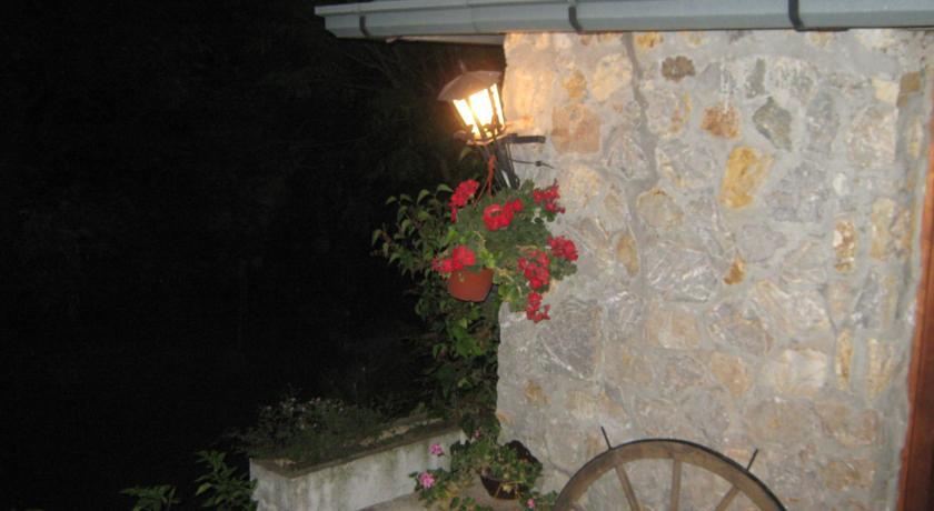 Apartment Vistanova Vrdnik Bagian luar foto