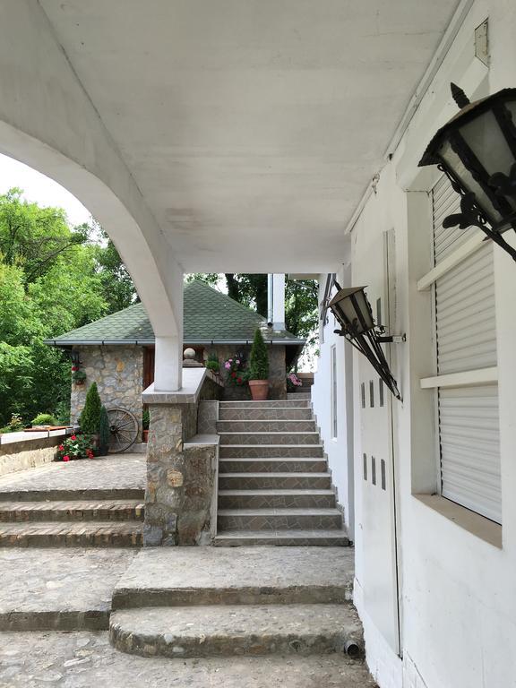 Apartment Vistanova Vrdnik Bagian luar foto