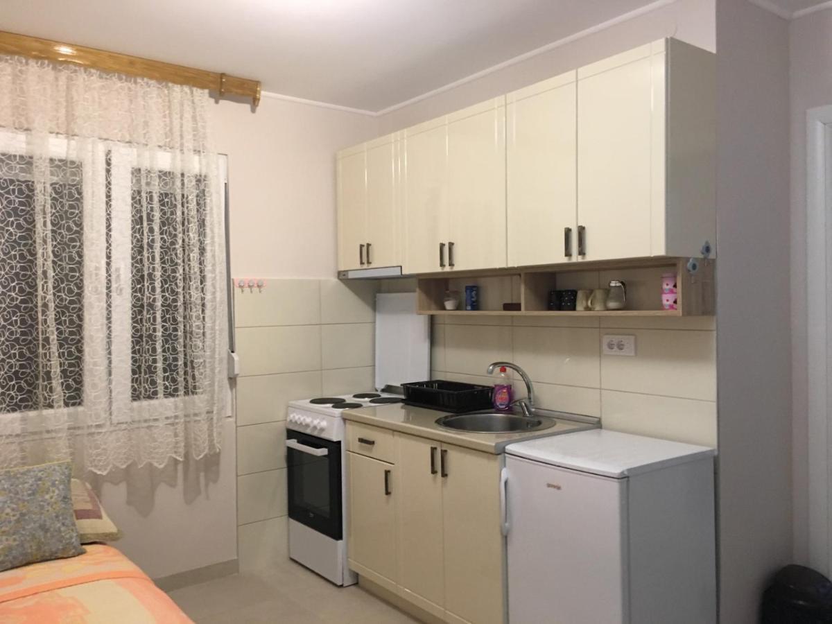 Apartment Vistanova Vrdnik Bagian luar foto